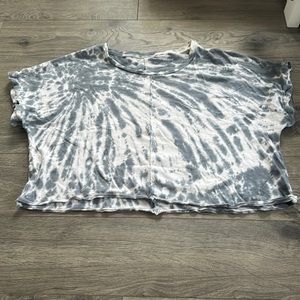 american eagle cropped tee